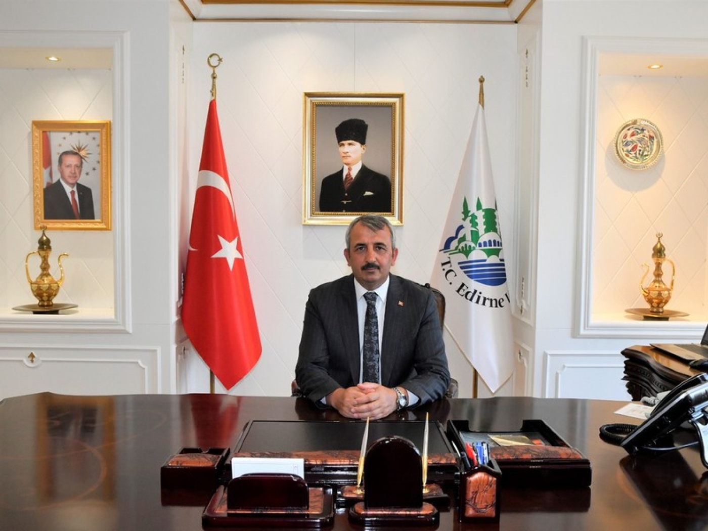 Vali Yunus Sezer-i69c1494ea676e.jpg